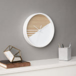 Zeitgemäße Blockstreifenmuster auf Imitaten aus Ho Uhr<br><div class="desc">Moderne, weiße Streifen auf einem hellbeigen, bunten Imitat aus Holz. Klassisches Retro-Chic, elegantes und dennoch einfaches Grunddesign für den künstlerischen Zuhause-Dekordesigner, beliebter angesagter Trendsetter und kluger Motivliebhaber aus dem Mittelalter. Erhältlich auf originalen, klassischen, unterhaltsamen & trendigen Innen-Akzenten & Accessoires, um Ihr Master- oder Kinderzimmer, Kinderzimmer, Uni-Studentenheim, Esszimmer, Wohn- oder Familienzimmer,...</div>