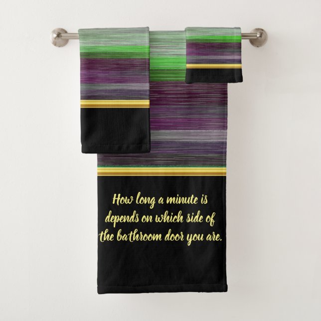 Zeitgenössisch abstrakt in grünem lila-grauem Bad  Badhandtuch Set (Insitu)