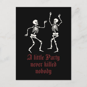 Zeitgenössische Halloween-Skelette Postkarte