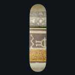 Zeitgenössische Mustermalerei Skateboard<br><div class="desc">Ein zeitgenössisches Stammes-Gemälde,  das den Beton mit dem abstrakten vermischt. Mehrere Panels legen Farbe nebeneinander,  was eine komplexe Geschichte erzählt. Das wäre ein tolles Geschenk für einen geliebten!</div>
