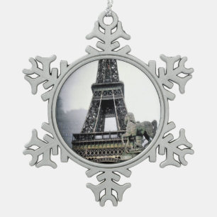 Zeitgenössischer Eiffelturm Schneeflocken Zinn-Ornament