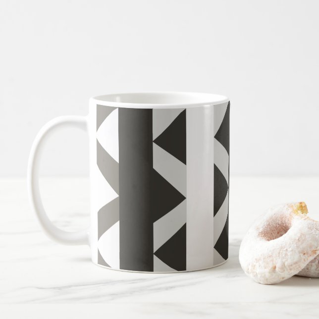 Zeitgenössisches graues Triangle-Muster Kaffeetasse (Mit Donut)