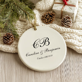 Zeitlos elegantes Schwarz-Weiß-Script-Monogramm Keramik Ornament