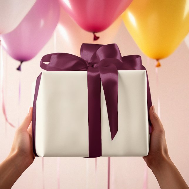 Zeitlos - Weißes Antiquitätenpapier Geschenkpapier (Von Creator hochgeladen)