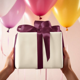 Zeitlos - Weißes Papier zum Abpacken von Cremes Geschenkpapier