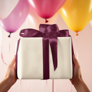 Zeitlos - Weißes Papier zum Abpacken von Cremes Geschenkpapier