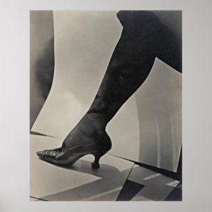 Zeitlose Eleganz: Dorothy Locarno Poster