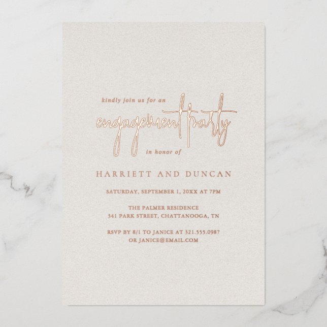 Zeitlose neutrale Beige Elegante Engagement Party Folieneinladung (Vorderseite)