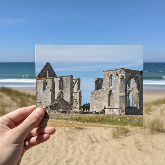Zeitlose Schönheit: Abbey Notre-Dame de Ré Postcar Postkarte (Von Creator hochgeladen)