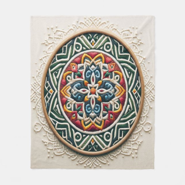 Zeitlose Stickerei #4 Fleecedecke (Vorderseite)