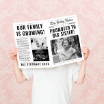 Zeitung Funny Big Sister Pregnancy Ankündigung<br><div class="desc">Machen Sie Ihre große Schwesterankungsankündigung zu einem lustigen und unvergesslichen Ereignis! Mit unserer Zeitungskarte "Promoted to big sister" können Sie Fotos präsentieren und die Neuigkeiten auf einzigartige Weise weitergeben. Mit individuell anpassbaren Vorlagen können Sie der Ankündigung Ihre eigene persönliche Touch hinzufügen. Teilen Sie die Freude mit Familie und Freunden mit...</div>