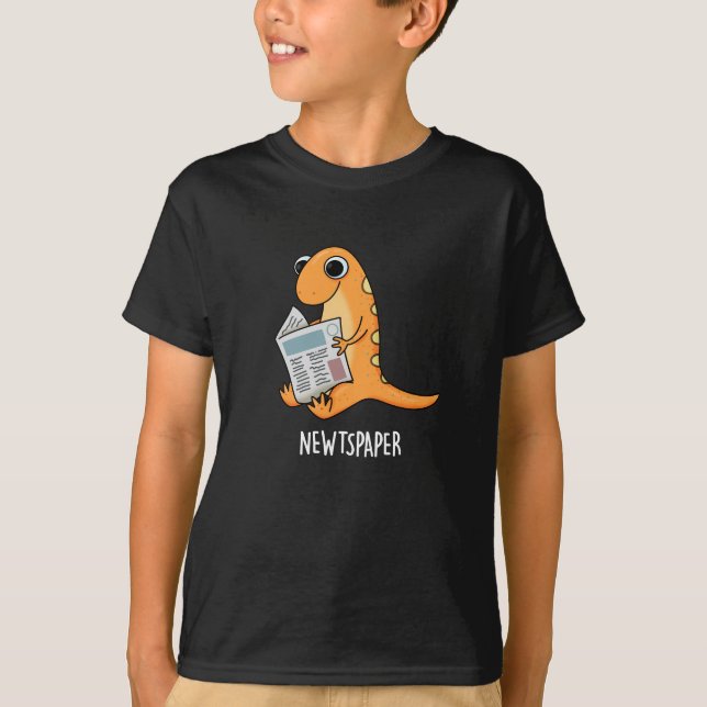 Zeitung Funny Newt Pun Dark BG T-Shirt (Vorderseite)