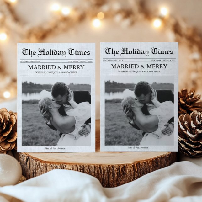 Zeitung Weihnachten froh & Verheiratetes Foto (Our first christmas married, Merry and Married Newspaper Christmas Card)