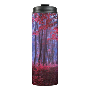 Zeitungsseiten mit antiker Werbung. Frau' Thermosbecher