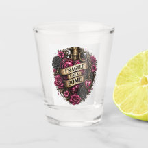 Zerbrechlich wie ein Bomben-Shotglas