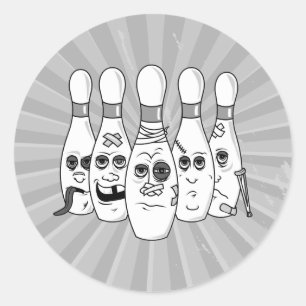 zerbrochene Bowlingpins Grautöne Runder Aufkleber