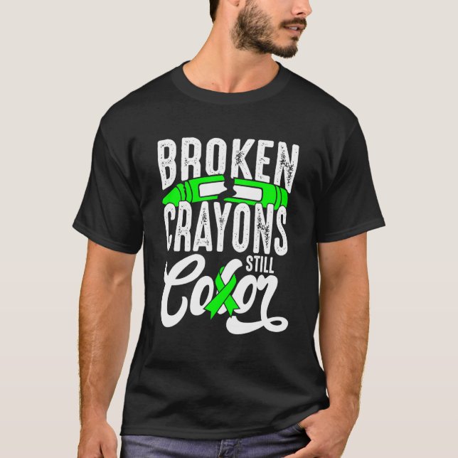 Zerbrochene Crayons immer noch Farbenbewusstsein f T-Shirt (Vorderseite)