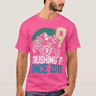 Zerschlagung seit 2011 Monster Truck 9 Jahre alt B T-Shirt