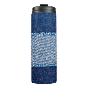 Zerstörte, zerrissene Jeans mit denim blauen Rahm Thermosbecher