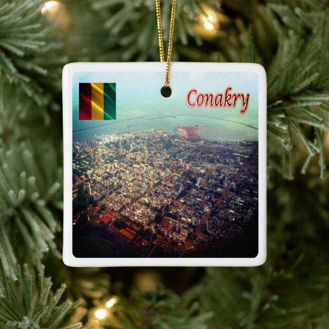 zGN003 CONAKRY, Guinea, Keramikornament (Baum)