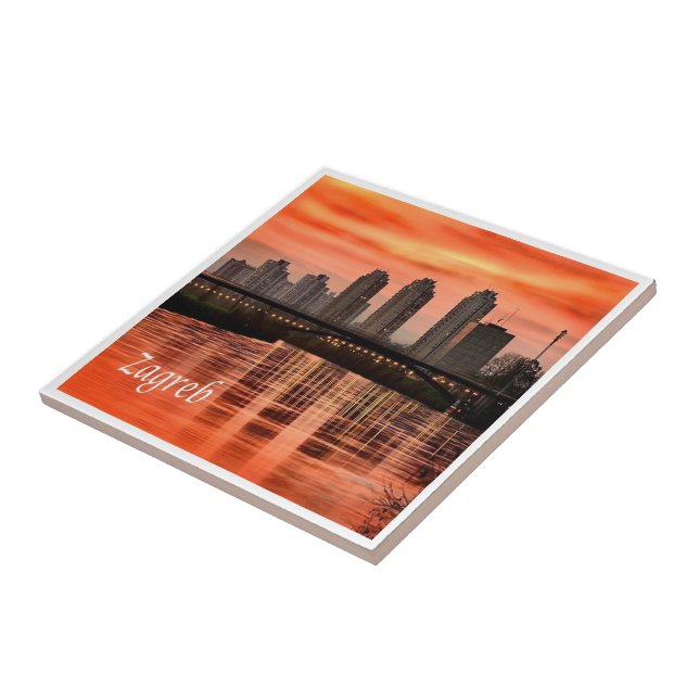 zHR004 ZAGREB, Kroatien, Europa, Fliese (Seite)