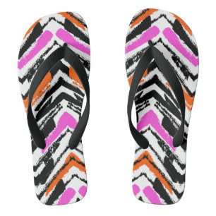 Zickzack Muster in Schwarz, Orange und Rosa Flip Flops