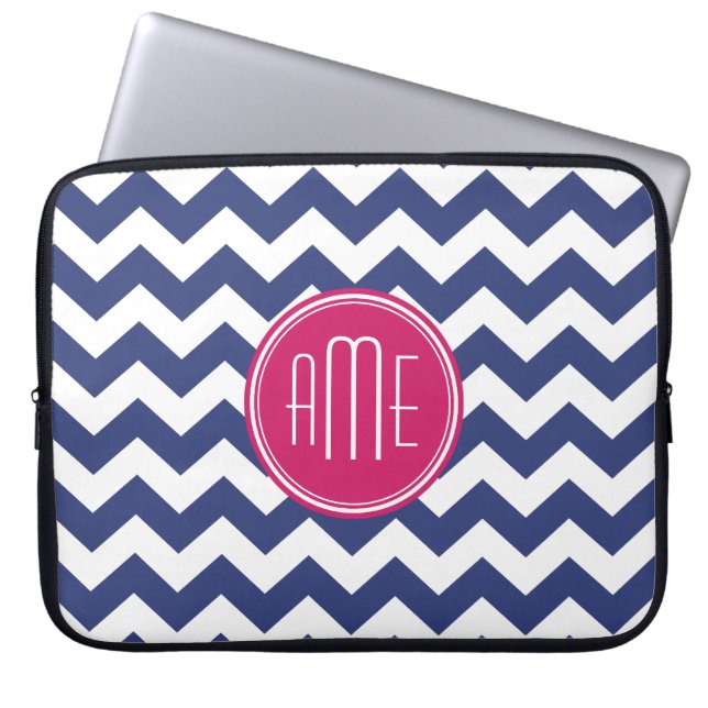 Zickzack Muster mit Monogram - Navy Magenta Laptopschutzhülle (Vorderseite)