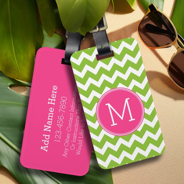 Zickzack rosa und grünes Muster mit Monogramm Gepäckanhänger (Personalized luggage tag - Add Your contact information and monogram)