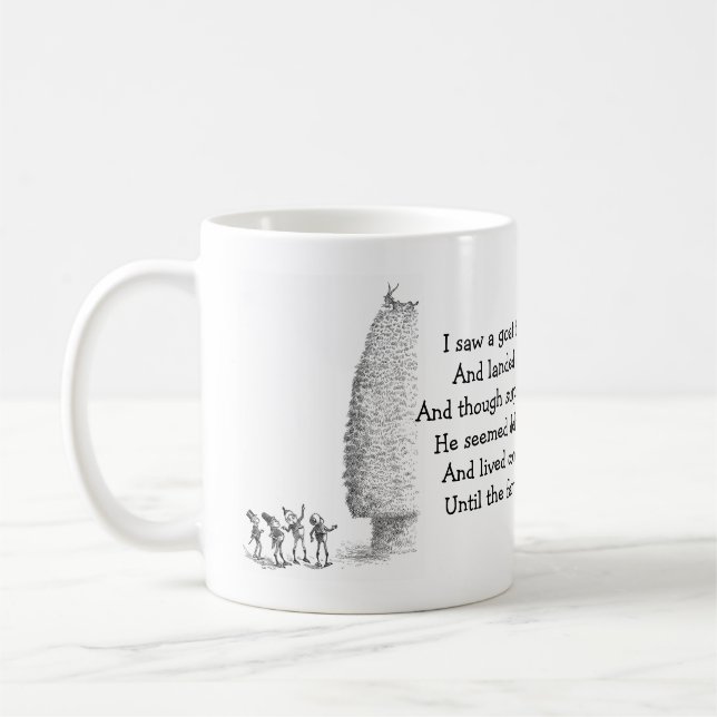 Ziege auf einem Heuschober und Schokoladenkuchen Kaffeetasse (Links)