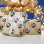 ZIEGE | Christmas wünscht Baby Goat Kisses Alpine Geschenkpapier<br><div class="desc">KENNEN SIE DIESES Weihnachtsgeschenk Wrapping Paper- Adorable Portrait Gemälde einer Alpinen (meine Annabelle)-Babyziege mit Weihnachtsgrün, Heiligen und Beeren, einem roten Bogen und Misteloe - mit verziertem Kalligrafiettext, der lautet: Weihnachtswünsche und Kinderziege Kisses auf einem herausnehmbaren goldenen Hintergrund - entfernen Sie Hintergrund, um Weiß zu zeigen oder wählen Sie einen beliebigen...</div>