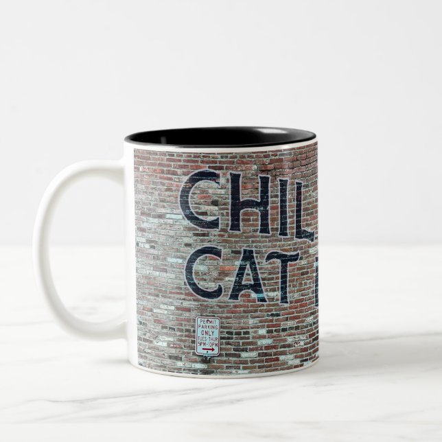 Ziegelmauer und kinderlose Katze Tasse (Links)