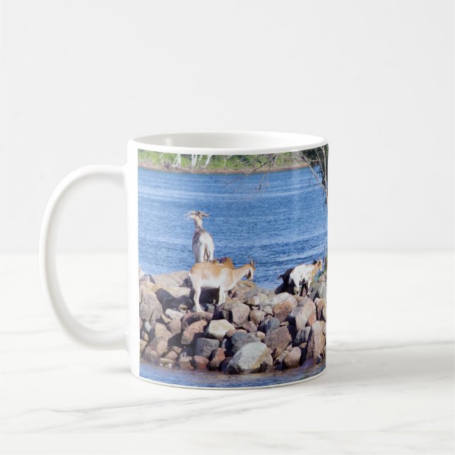 Ziegen auf Felsen Kaffeetasse (Links)