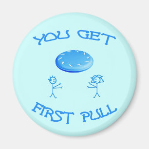 Ziehen Sie zuerst Frisbee Magnet