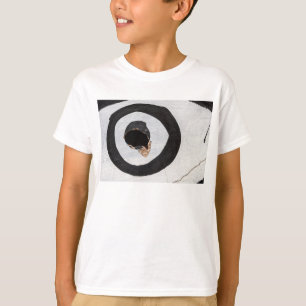 Ziel zerreißt T-Shirt