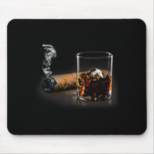 Zigarre und Bourbon - großartiges Geschenk für Zig Mousepad