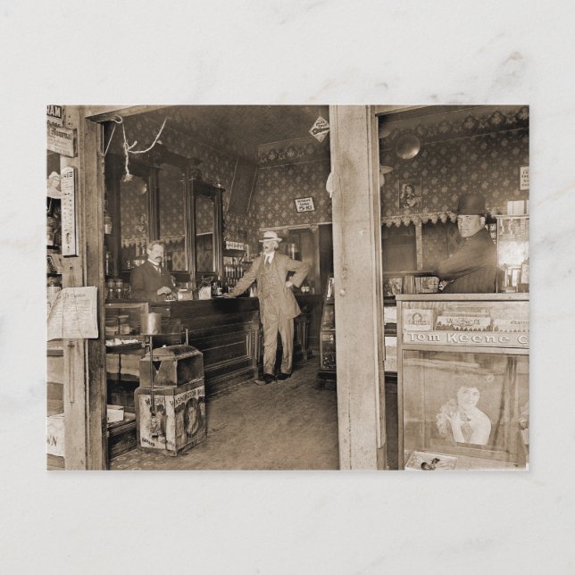 Zigarrenladen-Inneres, circa 1900 Postkarte (Vorderseite)