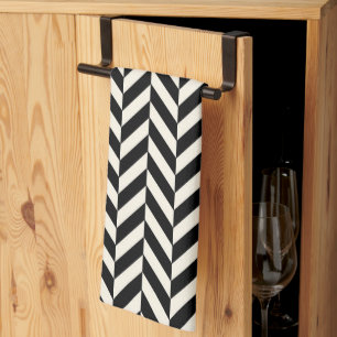Zigzag Herringbone Black und Cream Handtuch