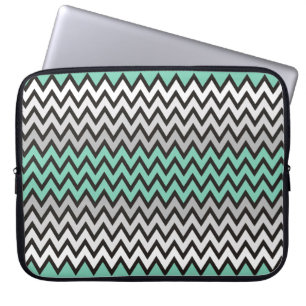 ZIGZAG-Muster - Schwarz-weiß grau + Ihre Idee Laptopschutzhülle