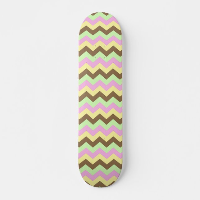 Zigzag-Patroon (Gewölbe, Grüne, Gel en Bruin) Skateboard (Vorne)