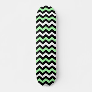 Zigzag patroon (zwart, groen, witz) skateboard