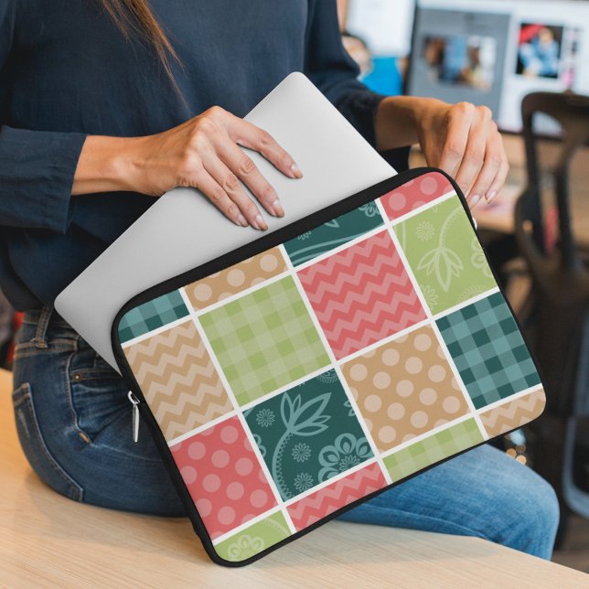 Zigzag, Zickzack, Gingham, Polka Dots, Patchwork Laptopschutzhülle (Von Creator hochgeladen)