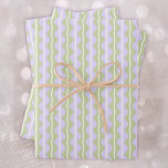 Zigzag Zickzack Streifen Lila, grün und blass Elfe Geschenkpapier Set<br><div class="desc">Traditionelle Zickzack oder Zickzack Streifen in Lila oder leicht lila,  grün und extra leicht Elfenbein. Gut für viele verschiedene Anlässe und Altersgruppen.</div>
