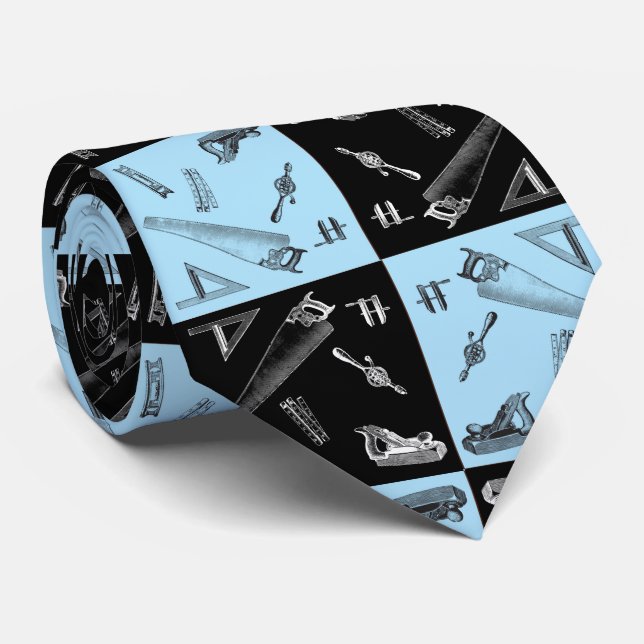 Zimmerei-Werkzeuge in den blauen und schwarzen Krawatte (Gerollt)