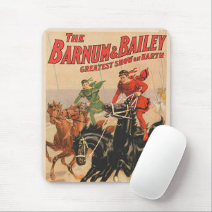Zirkus-Rennen mit Männern, die zwei Pferde umherzi Mousepad