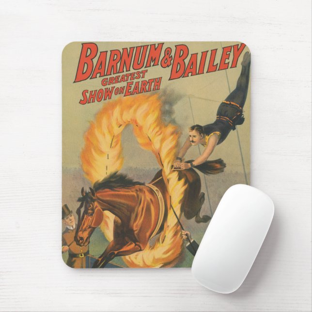 Zirkuspferd, das durch einen Flammenhaufen springe Mousepad (Mit Mouse)
