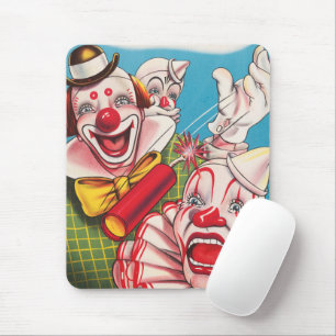Zirkusposter mit Clown-Gesichtern und Feuerriss Mousepad