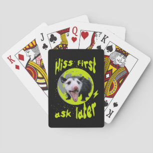 Zisch zuerst, frag später Lustiger Opossum-Humor  Spielkarten
