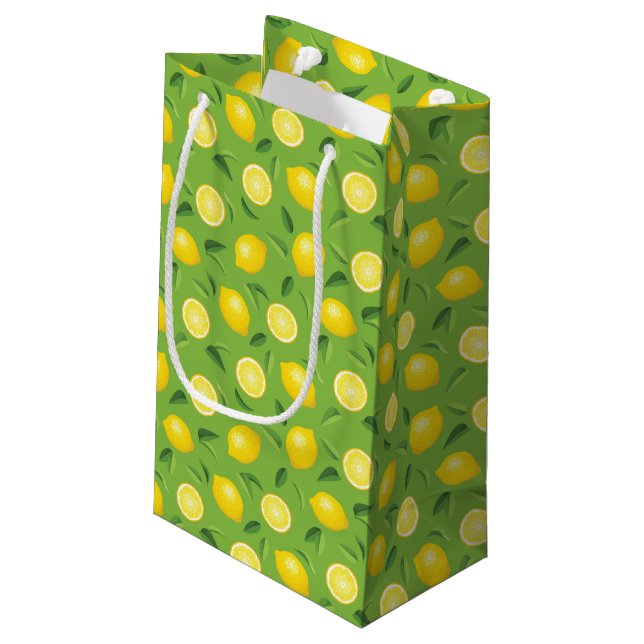 Zitronen-Hintergrund-Muster Kleine Geschenktüte (Rückseite Schrägansicht)