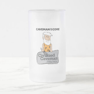 Zivilisierter Höhlenbewohner, der Tasse kocht