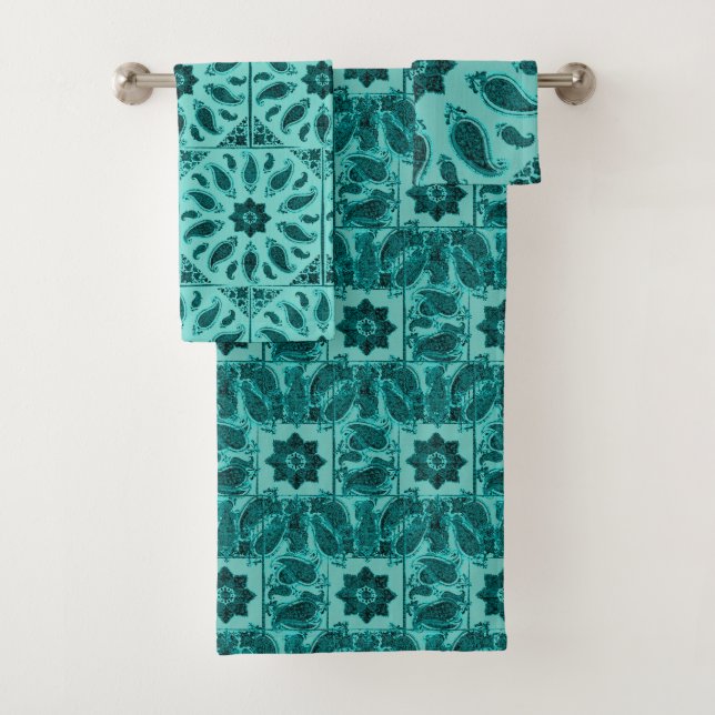 Zocalo by megyarsh bath towel set (Insitu)